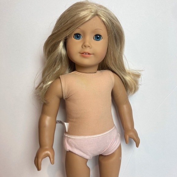 American Girl Other - RETIRED American Girl Doll Truly Me Just Like You #22 Blonde Blue Eyes TLC